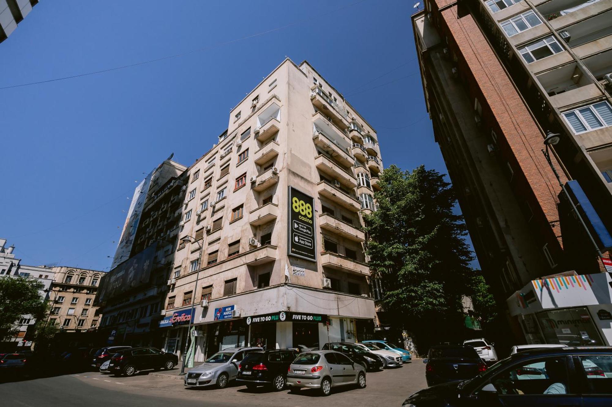 The Artist National Theatre Studio Bucharest Exterior photo